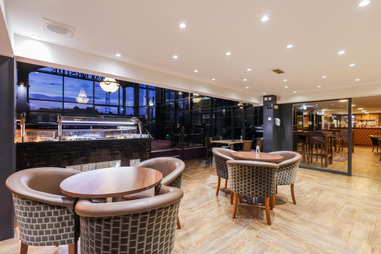 The Waterside Hotel And Leisure Club マンチェスター エクステリア 写真