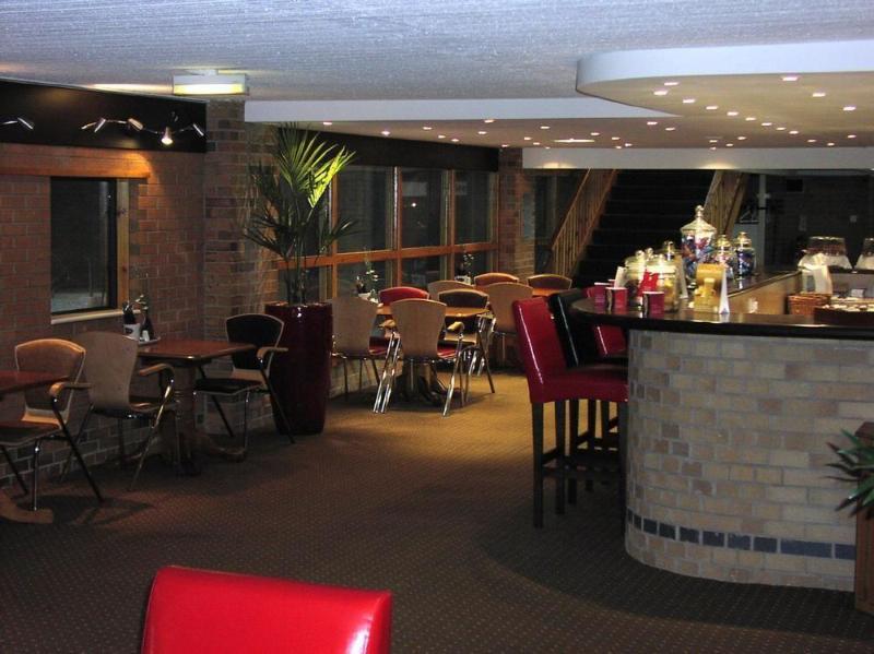 The Waterside Hotel And Leisure Club マンチェスター レストラン 写真